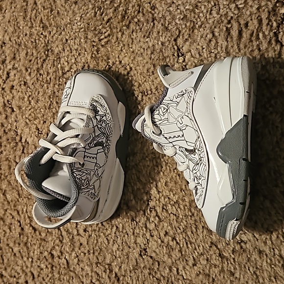 5C Jordans $35 each - Picture 1 of 4